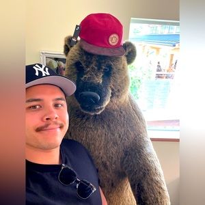 Meet your Posher, Daniel